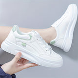 Stilfulde hvide sneakers med let komfort