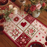 Chemin de Table Matelassé - Cœurs et Roses