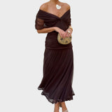 Luana - Elegant V-hals kjole