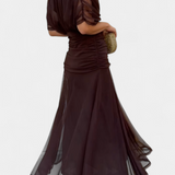 Luana - Elegant V-hals kjole