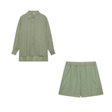 Heta - Let Bluse og Shorts