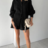 Heta - Let Bluse og Shorts