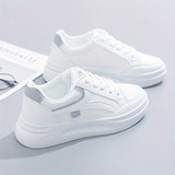 Stilfulde hvide sneakers med let komfort