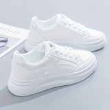 Stilfulde hvide sneakers med let komfort