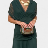 Luana - Elegant V-hals kjole