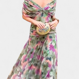 Luana - Elegant V-hals kjole